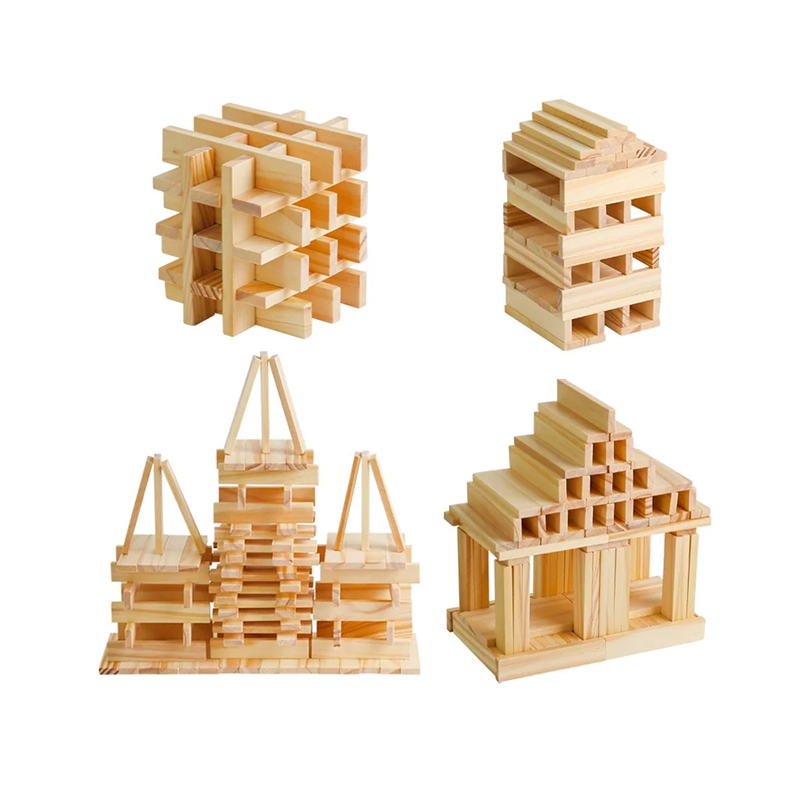Stack přírodní dřevěné stavební bloky