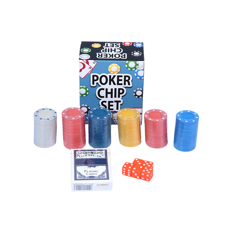 Kompletní s barevnými žetony, hracími kartami a sadou žetonů na kostkový poker