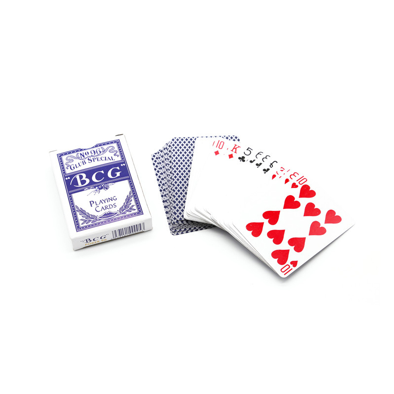 Klasická sada pro více her – kombinace šachů, domino, pokeru a dámy
